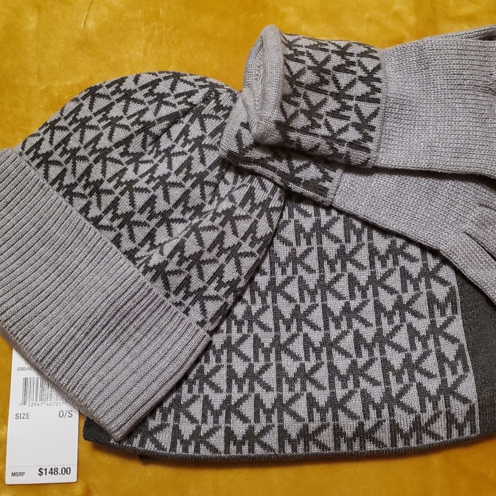 Michael Kors set! Beanie, scarf, and gloves NWT